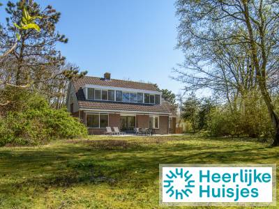 10 persoons vakantiehuis op een park in Sint-Maartenszee