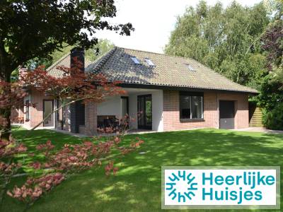 Ruime 2 persoons vakantiewoning in Zwaag nabij het centrum