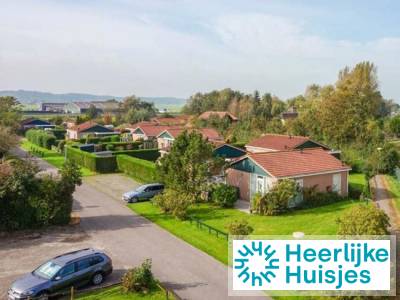 Comfortabele 6 persoons bungalow met ruime tuin en smart-tv op park nabij Schoorl en kust