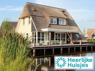 Luxe 8 persoons villa, met prive sauna, aan het Tjeukemeer in Friesland