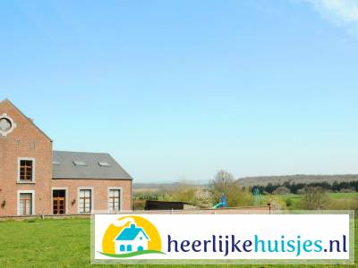 Comfortabel 30 persoons groepsaccommodatie in de Ardennen - Wellness.