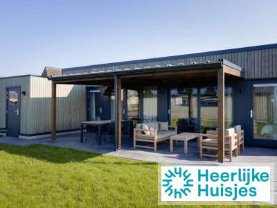 Prachtige lodge voor 4 personen met eigen insteekhaven in Delfstrahuizen
