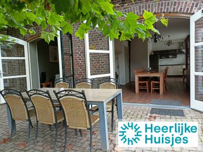 9 persoons geschakeld vakantiehuis in een historische Boerderij in Lottum, Noord Limburg