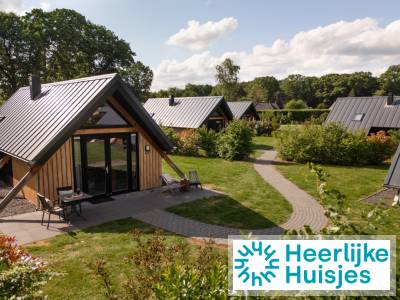 Luxe 2 persoons wellness lodge op de Veluwe - sauna - sunshower