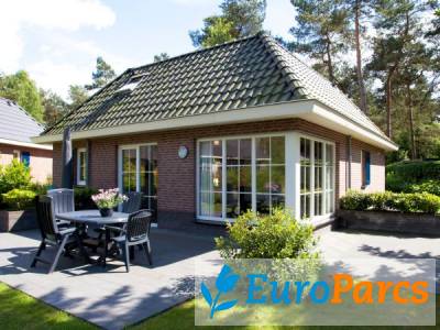 Grote accommodatie Villa Sauna 10 - EuroParcs Beekbergen