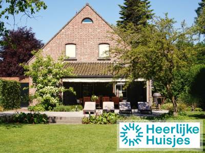 Schitterend 8 persoons vakantiehuis met barrelsauna op unieke locatie nabij een kasteel.