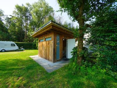 Kampeerplaats Comfort XL privésanitair