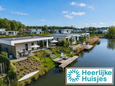 Villa aan het water met aanlegsteiger voor 4 personen op vakantiepark vlakbij Harderwijk