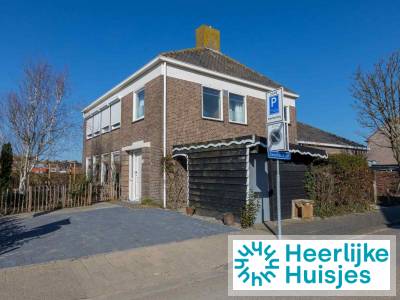 Luxe 4 persoons vakantiehuis in Zoutelande 250 meter van het strand.