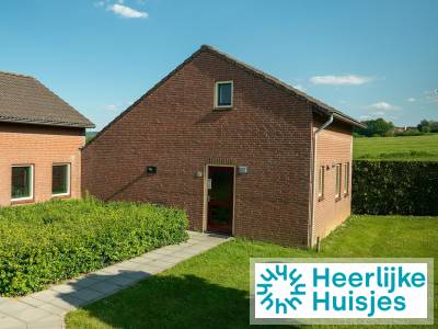 Comfortabele bungalow voor 6-personen in het heuvelachtige Zuid-Limburgse landschap