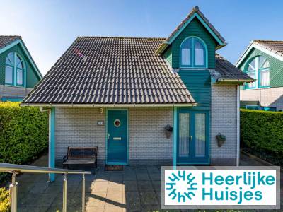 Comfortabele 6-persoons vakantiewoning met sauna aan het water in Zeeuws-Vlaanderen