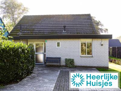 Vrijstaande bungalow voor 6 personen op kleinschalig vakantiepark in Noordwolde