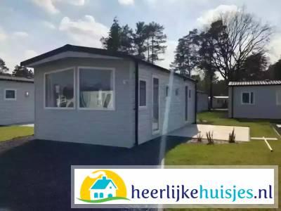 4 persoons chalet op park aan meer