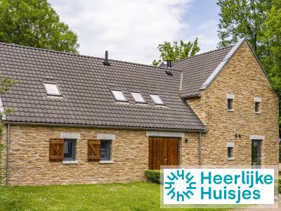 Villa met sauna voor 20 personen met wellness en golfbaan op resort vlakbij Maastricht