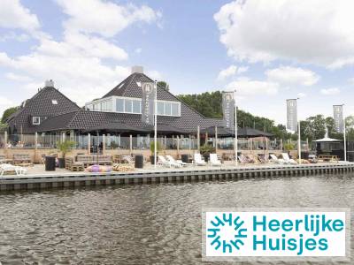 Prachtig en luxe 2 persoons appartement aan het Sneekermeer