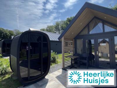 Knus 2+2P tiny house met sauna op een vakantiepark in Zuid-Limburg