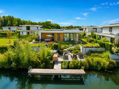 Golf Nr. 568 | 4 Pers. Hottub