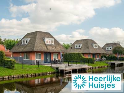 Comfortabel 6 persoons vakantiehuis met aanlegsteiger op waterrijk park in Drenthe