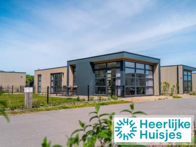 4 persoons vakantiehuis met sfeerhaard op vakantiepark Enhuizer Strand aan het IJsselmeer.