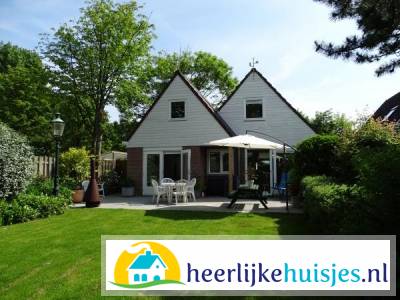 Luxe vrijstaand 6-persoons vakantiehuis met grote tuin in Scharendijke, Walcheren