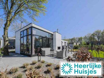 Luxe 4 persoons accommodatie op vakantiepark Bad Hoophuizen in Hulshorst.