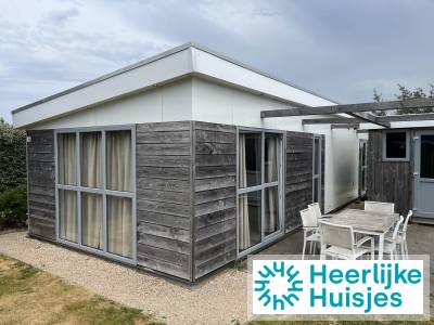 Knus 6-persoons chalet op loopafstand van het strand aan de Haringvliet, Zeeland