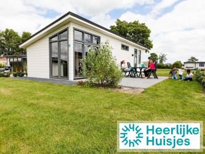 Sfeervol 6 persoons chalet op een vakantiepark in Berkhout
