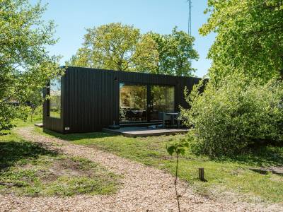 Cabin C1 Ark Shelter