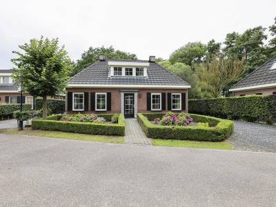 Notariswoning: 2-8-personen (zonder TV)