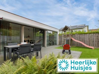 Sfeervolle 4-persoons woning met grote tuin dichtbij strand Oostkapelle