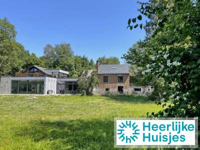 Prachtig gelegen accommodatie voor 17 volw en 5 kids met privé zwembad in de Ardennen