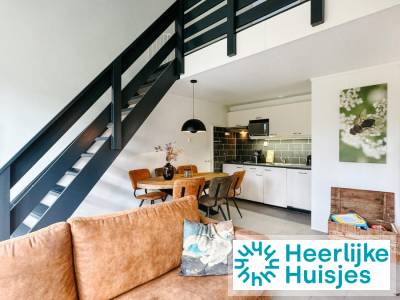 Kindvriendelijke 6-persoons bungalow met ligbad op bosrijk vakantiepark in Drenthe