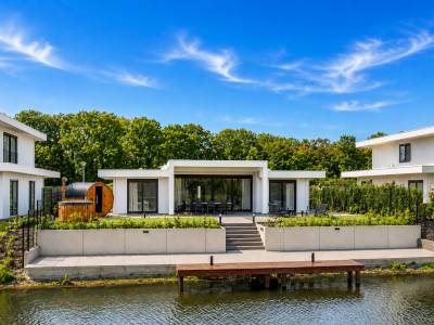 Bloem Nr. 511 | 8 Pers. Hottub & Sauna