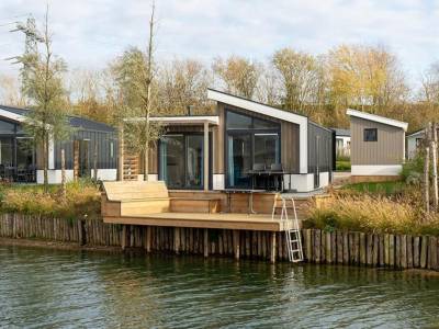 Hackfort Waterfront 8