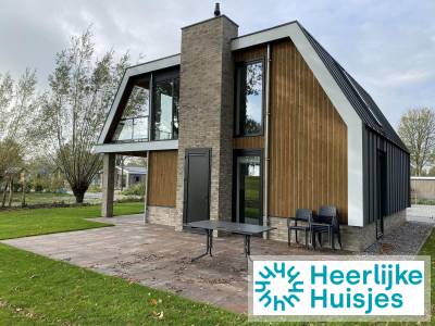 Luxe vrijstaande 8 persoons villa, met sauna, in Flevoland.