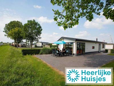 Basic chalet voor 5 personen op vakantiepark Esmeer in Aalst