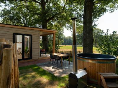 Nature lodge met sauna, hottub en ligbad | 2 pers.