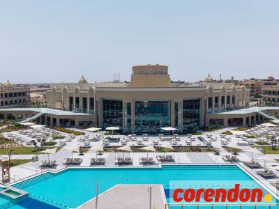 Titanic Pearl & Aqua Park