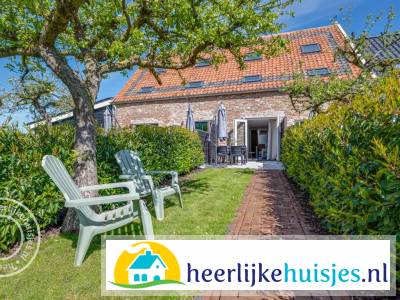 4-persoons woning met whirpool ligbad en tuin op het zuiden in Veere