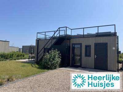 6 persoons vakantiehuis met sfeerhaard en dakterras op vakantiepark aan het IJsselmeer.