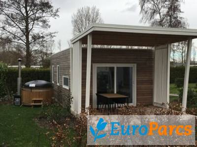 Tiny House Tiny Cottage Hottub 2+2 - EuroParcs De Biesbosch