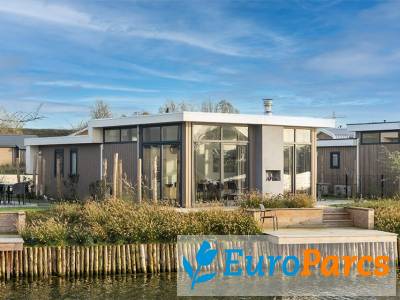 Grote accommodatie Pavilion Waterfront 8 - EuroParcs De Kraaijenbergse Plassen