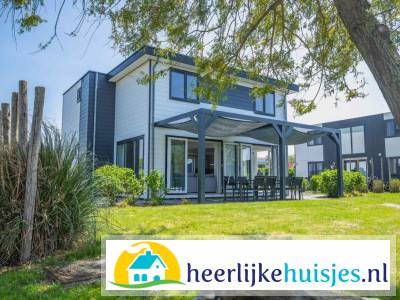 Luxe 10 persoons vakantiehuis gelegen op prachtig vakantiepark in Noord-Holland