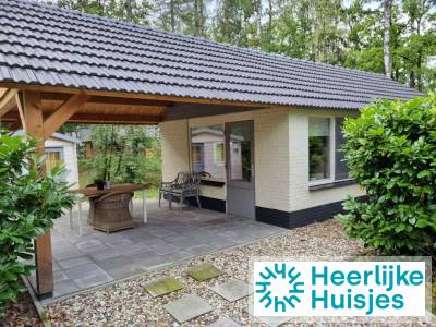 Knus 2 persoons vakantiehuis met veranda in Limburg aan de Belgische grens.