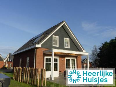 Luxe 6-persoons watervilla geschikt voor mindervaliden, gelegen op Vakantiepark IJsselmeer