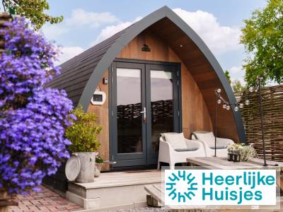 Modern 2-persoons tiny house met hottub in Uitwijk, nabij Gorinchem