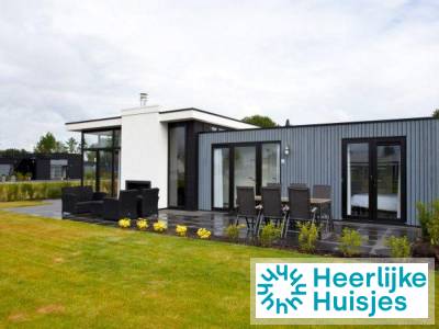 Heerlijk 6 persoons accommodatie met schuifpui op vakantiepark met wellnessmogelijkheden