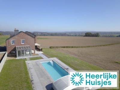 Prachtig 10 persoons vakantiehuis met eigen zwembad in de Ardennen