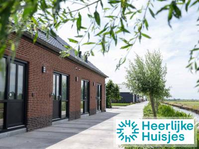 Geschakeld 5 persoons vakantiehuis aan het water in Roelofarendsveen
