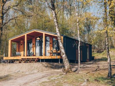Hill Side Scandi met hottub | 5 pers.